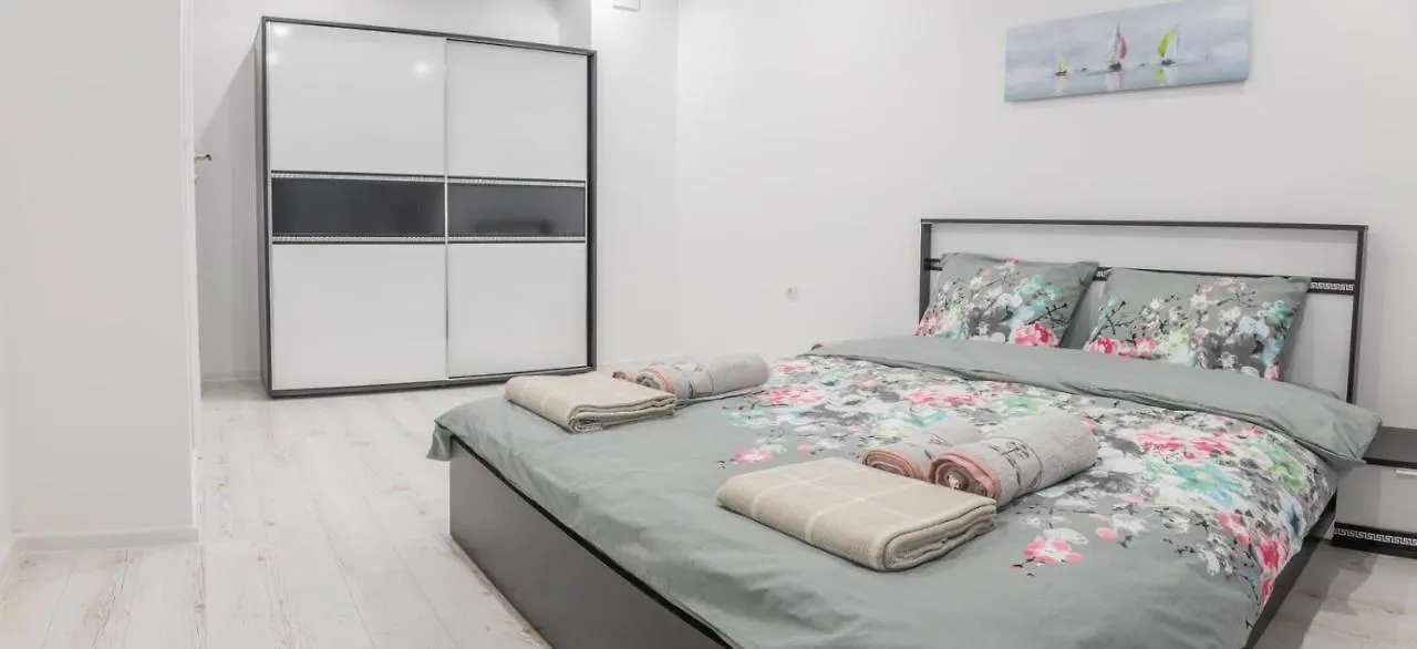 Vip Luxury Apartment Burgas 0*,